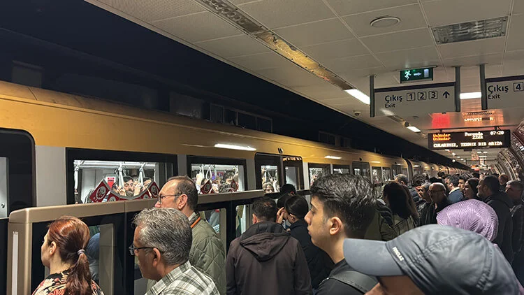 Metro İstanbul Üsküdar-Samandıra Metro Hattı'ndaki aksamanın nedenini paylaştı: Kaza oldu!