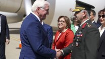 Gaziantep'e giden Almanya Cumhurbaşkanı'nı Belediye Başkanı ve Tugay Komutanı karşıladı