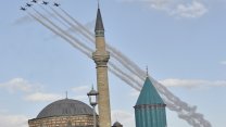 Mevlana'nın Karaman'dan Konya'ya göçü, Solo Türk ve Türk Yıldızları gösterisiyle kutlandı
