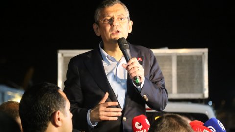 CHP lideri Özgür Özel: Türkiye Cumhuriyeti'ni tekrar Atatürk'ün partisi yönetene kadar çok çalışacağız