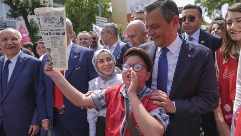 Özgür Özel: Buraya partinizi iktidar yapmış olarak geleceğiz