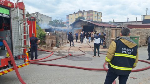 Kocaeli'de kereste üretim tesisinde alevler yükseldi