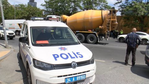 İstanbul'un göbeğinde 72 yaşındaki beton mikserinin altında kaldı