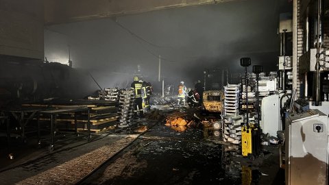 Kayseri'de soba imalathanesinde yangın