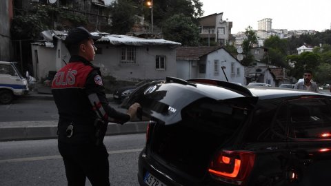 İstanbul'da motosikletli polis timlerinden asayiş denetimi