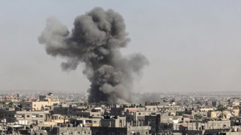 İsrail'den Han Yunus'a hava saldırısı: Çok sayıda Filistinli hayatını kaybetti!