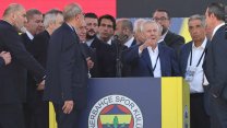 Fenerbahçe'de sular durulmuyor: Aziz Yıldırım "Yarın oy atmaya geleceğim" diyerek kongreyi terk etti
