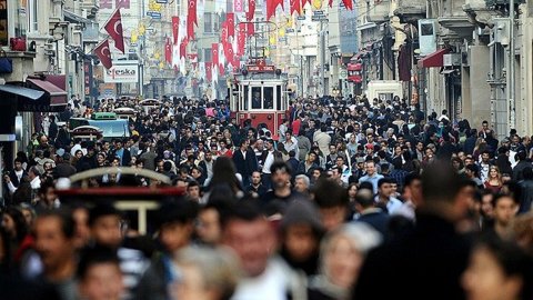 İstanbul'daki yabancı sayısı kaç milyon? İçişleri Bakanlığı tam rakamı paylaştı!