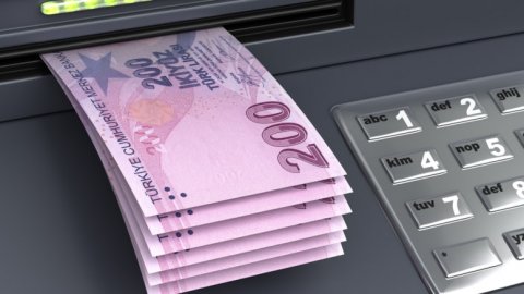 Bayram öncesi ATM'lere hücum edildi