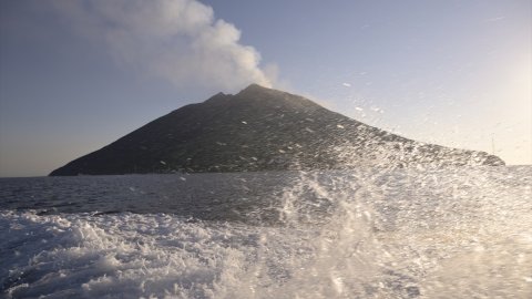 İtalya diken üstünde: Etna'dan sonra Stromboli!