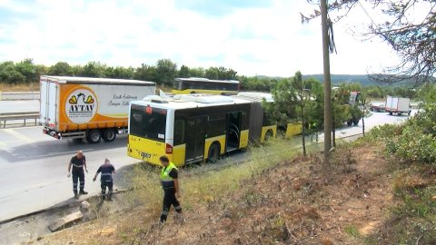 İETT otobüsü Arnavutköy'de yol kenarına düştü: Yolcular panikledi!