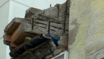  Kartal’da bir binanın çatısında çökme oldu: Bina tahliye edildi