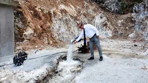 KKTC tarihinde keşfedilen en zengin su kaynağına ulaşıldı