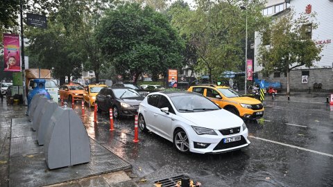 İstanbul'da aralıklarla sağanak etkili oldu