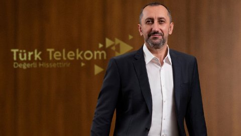 Türk Telekom CEO'su Ümit Önal'ın zam savunması delirtti: "Sudan ucuz"