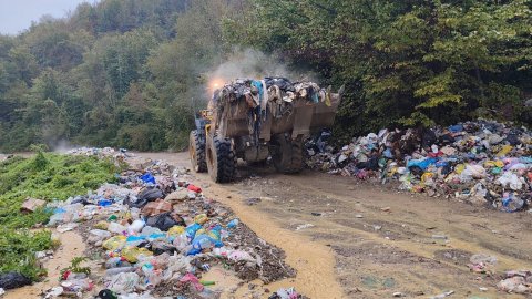 Bartın Irmağı kenarında temizlik vakti: Çöp toplama çalışması yapılıyor