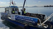 İstanbul'da deniz yüzeyi temizleme çalışması gerçekleştirildi